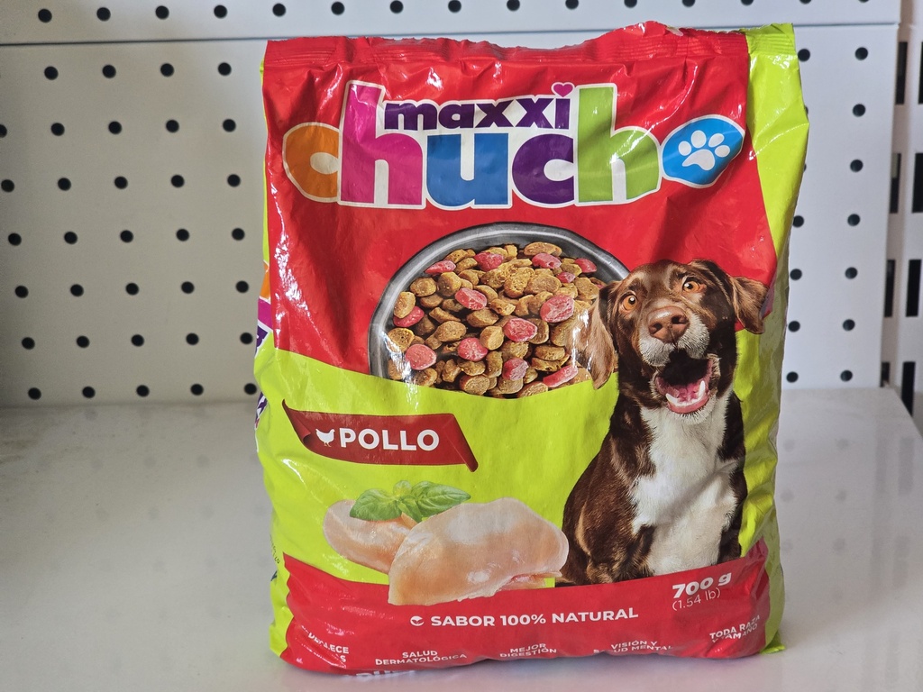 Maxxichucho pollo 700G